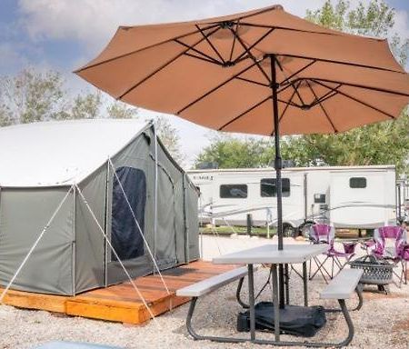 Funstays Glamping Setup Tent In Rv Park #4 Ok-T4 Моаб Екстер'єр фото